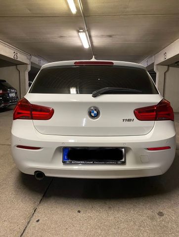 BMW 118