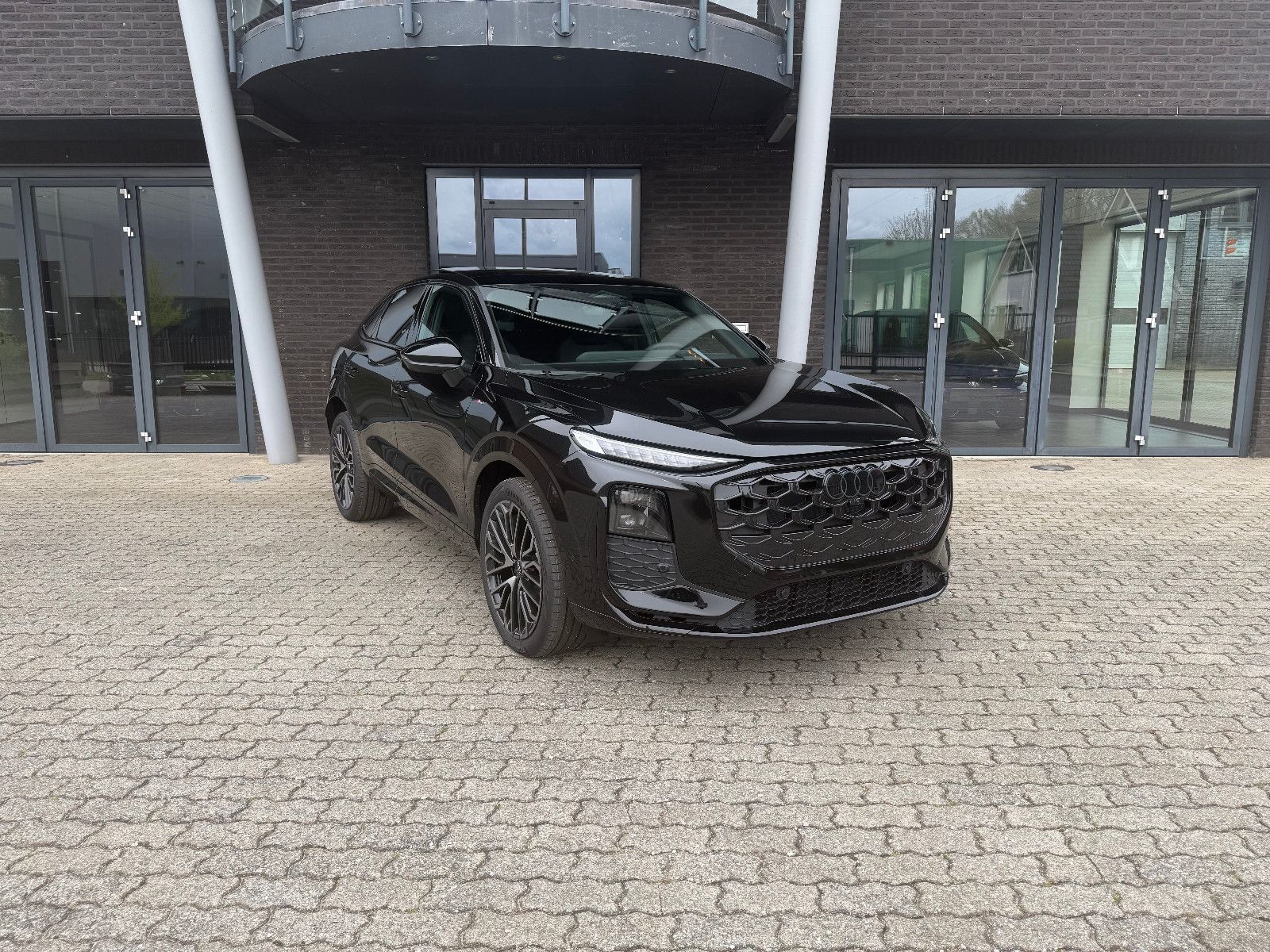 Audi Q3 S line imagem 3