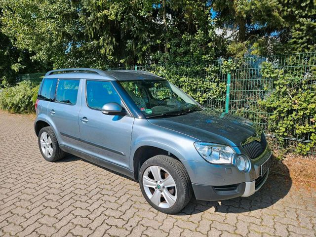 Skoda Yeti,Benziner,Elegance,Schalter,blau