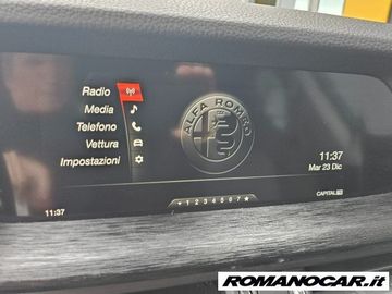 Alfa-Romeo Stelvio - 12