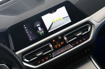 BMW 320d xDrive Touring Sport Line M-Lenkrad HUD CAM