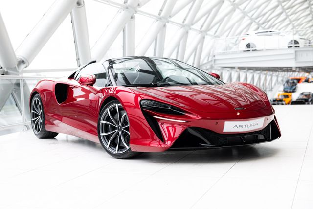 McLaren Artura Spider 3.0 V6 Plug-In Hybrid | Performanc