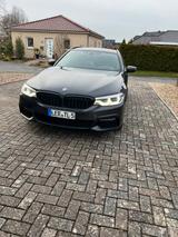 BMW 530d xDrive Touring   M Paket Voll Leder H u.K  - BMW 530 Kombi 530d m paket voll mit Diesel-Antrieb