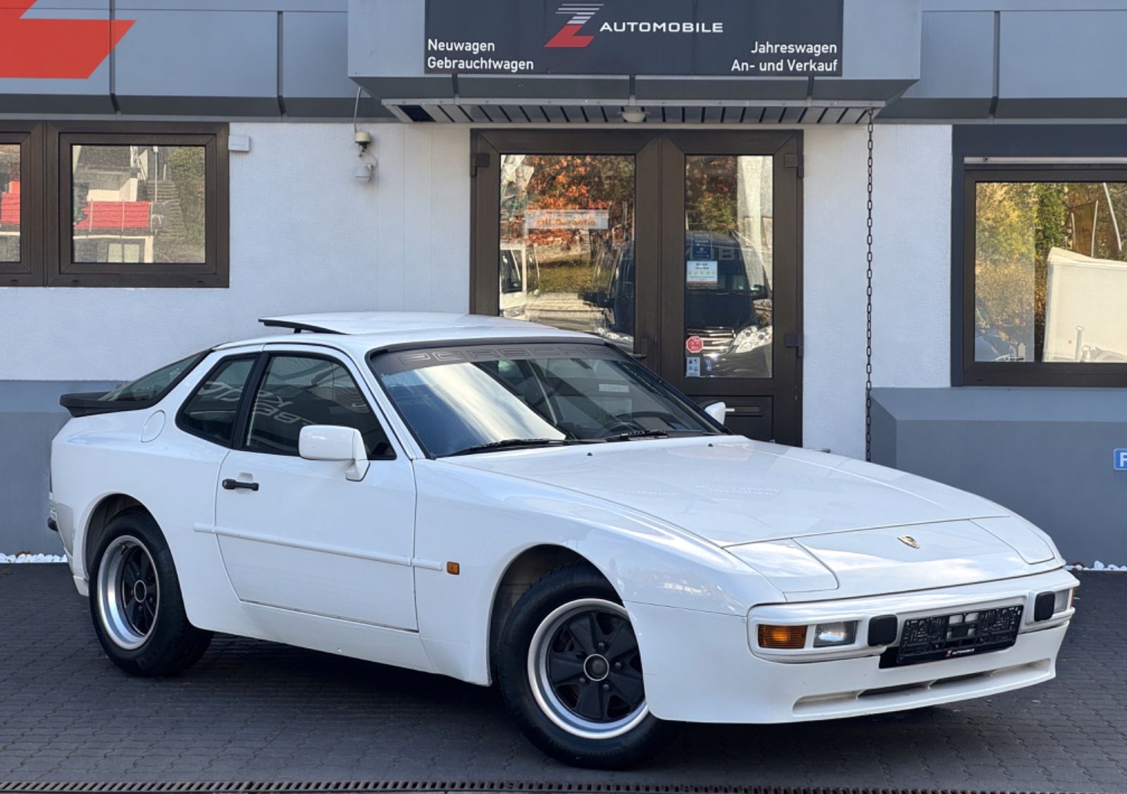 PORSCHE 944 2.5 163ch BVA - TOIT TARGA - JANTES FUCHS - VOLANT PORSCHE CUP - VÉHICULE DE COLLECTION