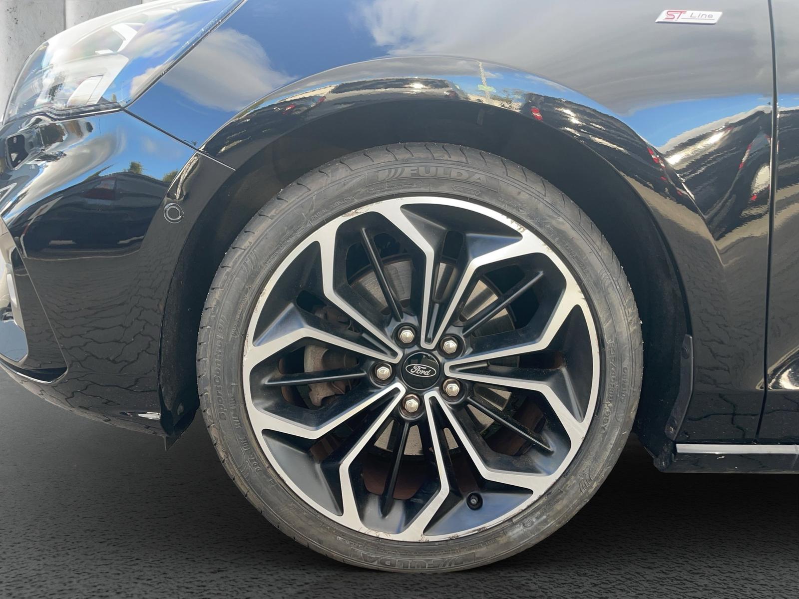 Ford Focus ST-Line Turnier AHK LED NAVI WINTER-PAKET