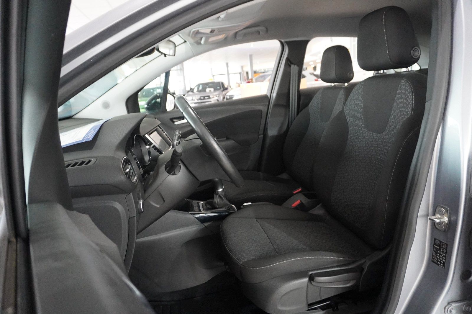 Fahrzeugabbildung Opel Crossland (X) 1.2 EDITION NAVI/LED/KAMERA/DAB+