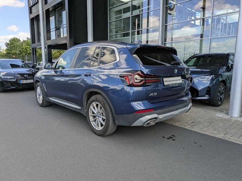 BMW X3 xDrive20d Laser. AHK. Navi Prof. Park.Ass. foto 4