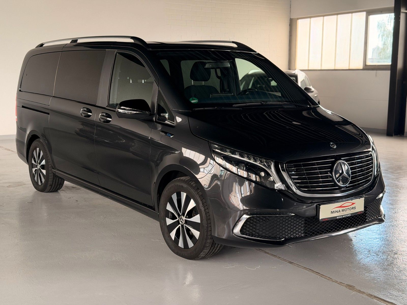 Mercedes-Benz EQV 300 lang Design LED Distronic AMG foto 3