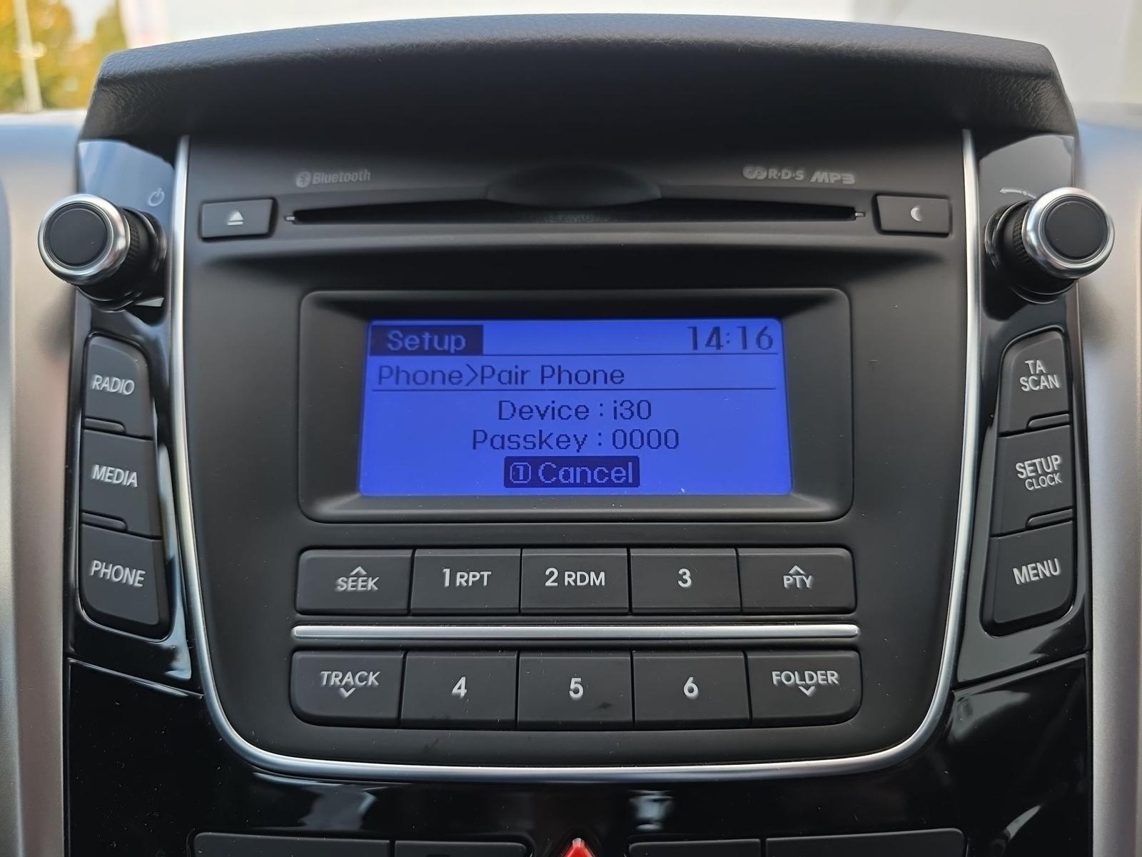 Hyundai i30 1.4 Classic Sitzheizung PDC Bluetooth Klima