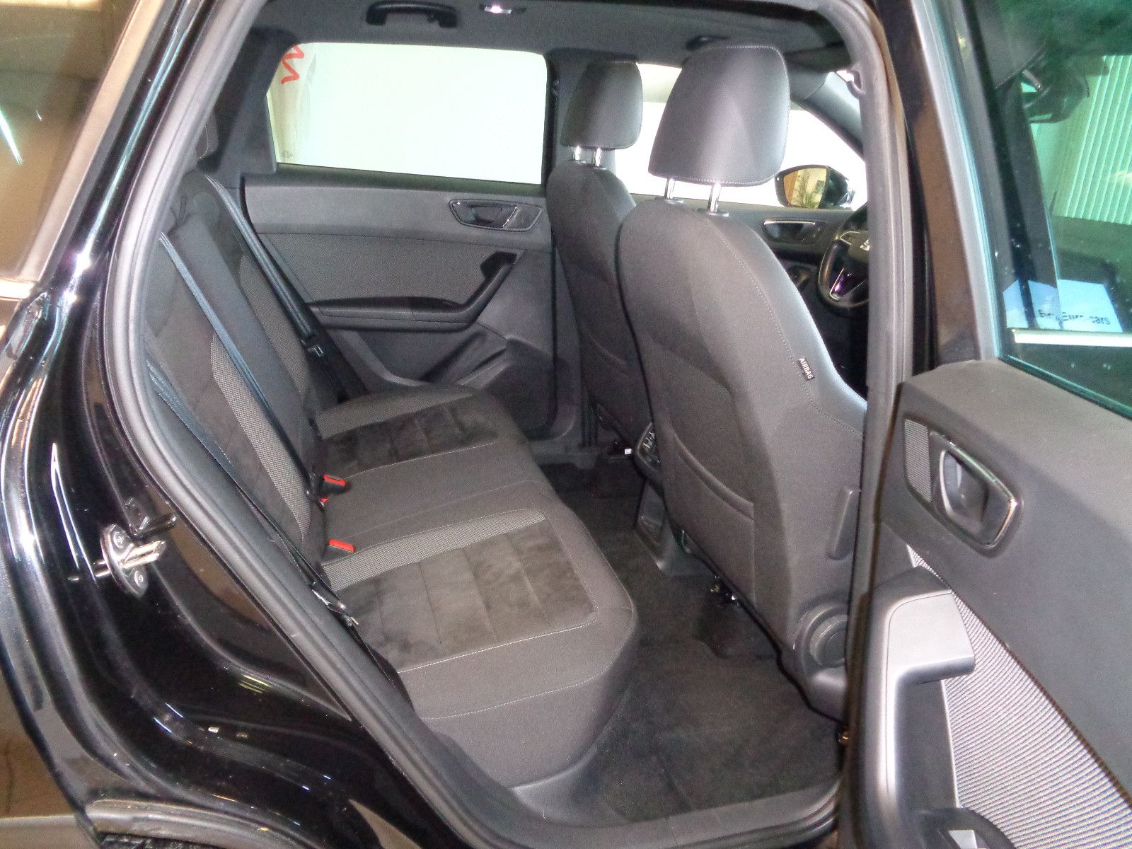 Fahrzeugabbildung SEAT Ateca Xcellence 4Drive / LED / GARANTIE / NAVI