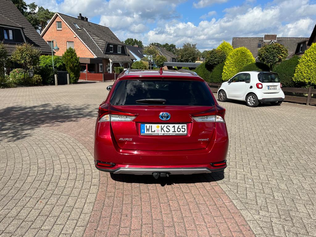 Toyota Auris Touring Sports