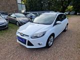 Ford Focus Klima 91Tkm Sitzhzg Navi Alu Scheckh ESP - Ford Focus Gebrauchtwagen in Saarbrücken