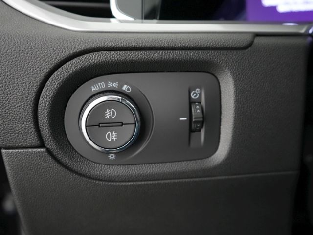 Grandland GSe PHEV 4X4 AT+ANHÄNGERKUPPLUNG+NAVI+