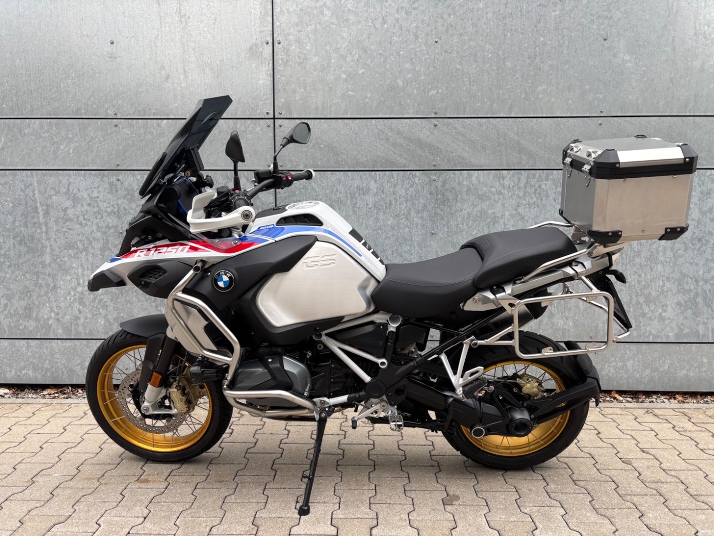 Fahrzeugabbildung BMW R 1250 GS Adventure Rallye 5 Pakete DWA, Oil Inl