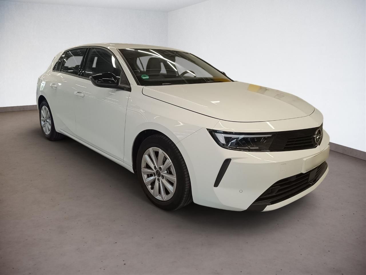 Fahrzeugabbildung Opel Astra L Lim. 1.2 Turbo Edition