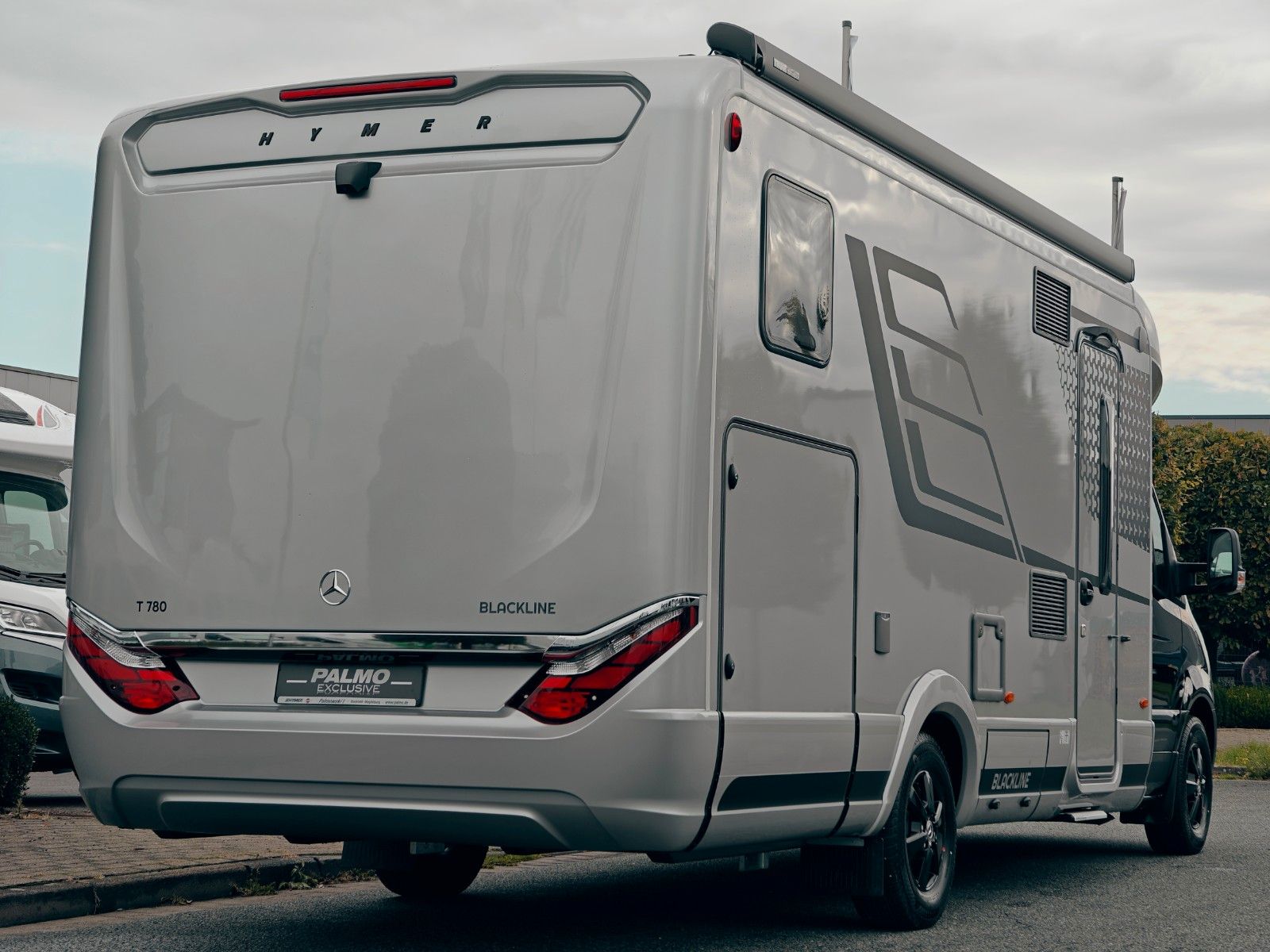 Fahrzeugabbildung HYMER / ERIBA / HYMERCAR B - KLASSE ML T 780 BLACKLINE
