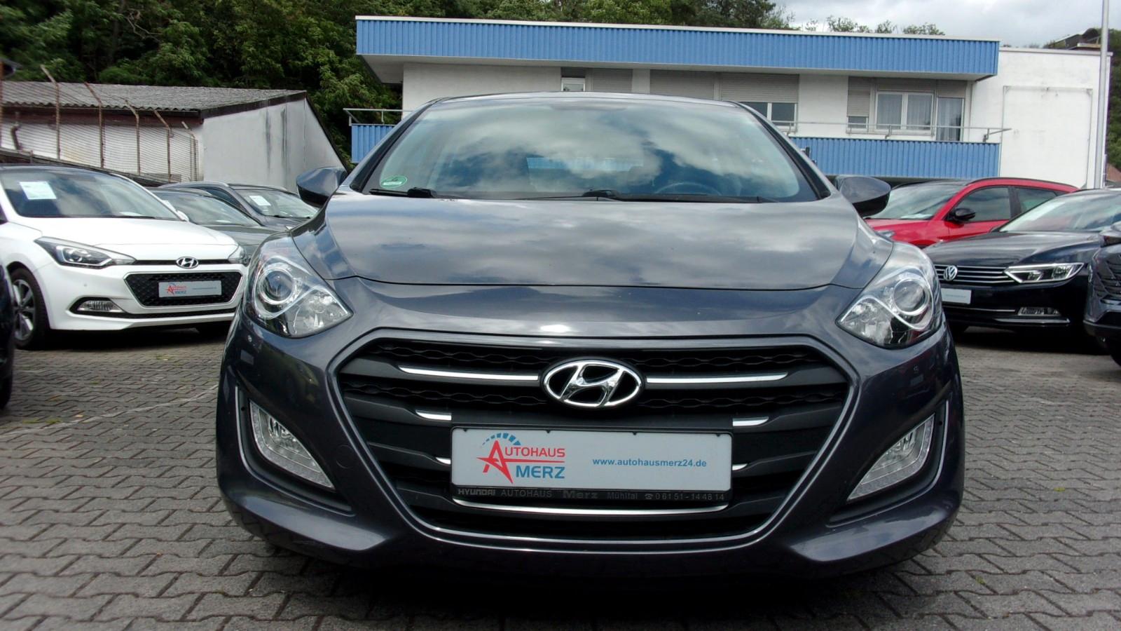 Hyundai i30 blue Classic