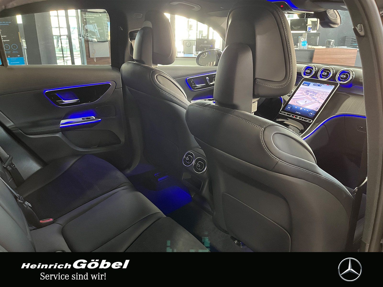 Fahrzeugabbildung Mercedes-Benz GLC 200 4M Cp. EDITION-AMG+AHK+PANO+360°+MEMORY
