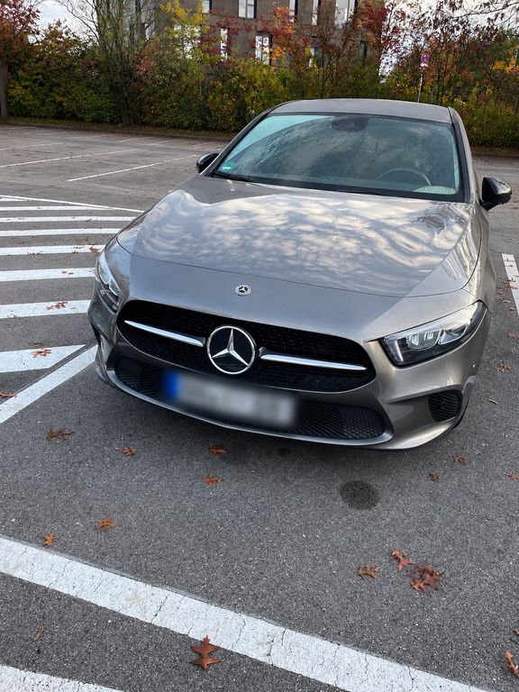 Image of Mercedes-Benz A 220