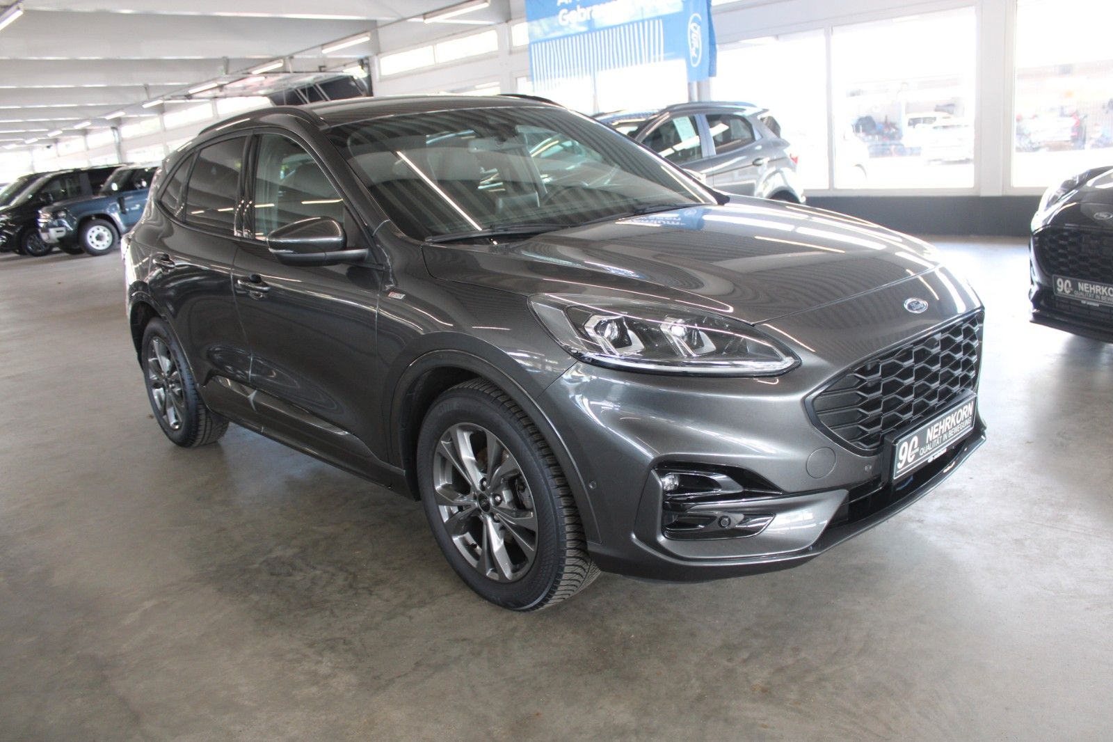 Fahrzeugabbildung Ford Kuga ST-Line X LED HUD Winter + Technologie Pak.