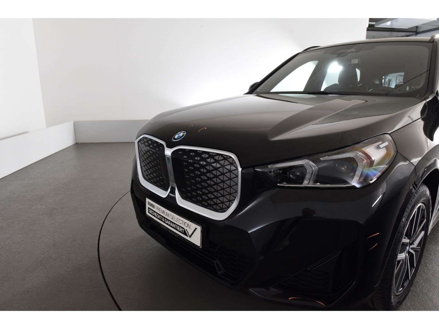 BMW iX1 - Bild 19