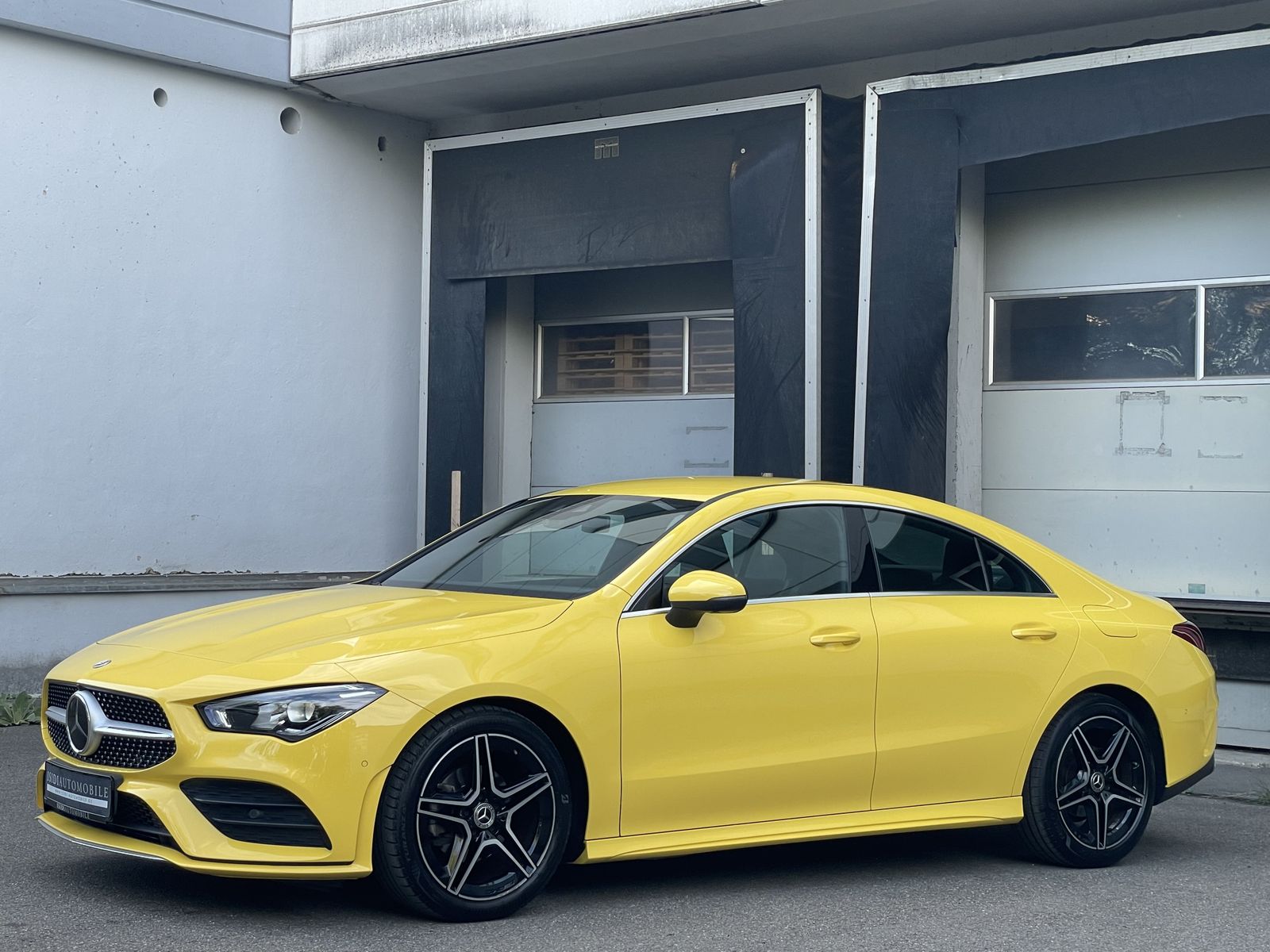 Mercedes-Benz CLA 180 AMG LED MBUX Distronic Ambiente 360° foto 2