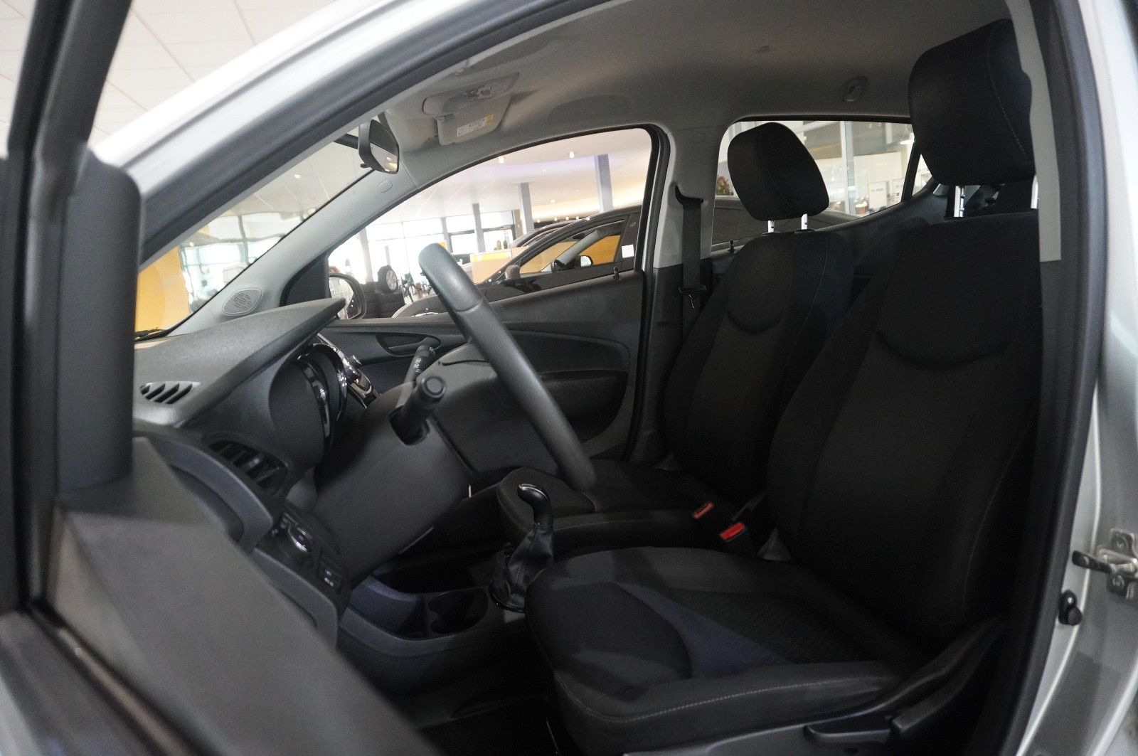 Fahrzeugabbildung Opel Karl 1.0 EDITION 5-TÜR KLIMA/USB/TEMP./BT