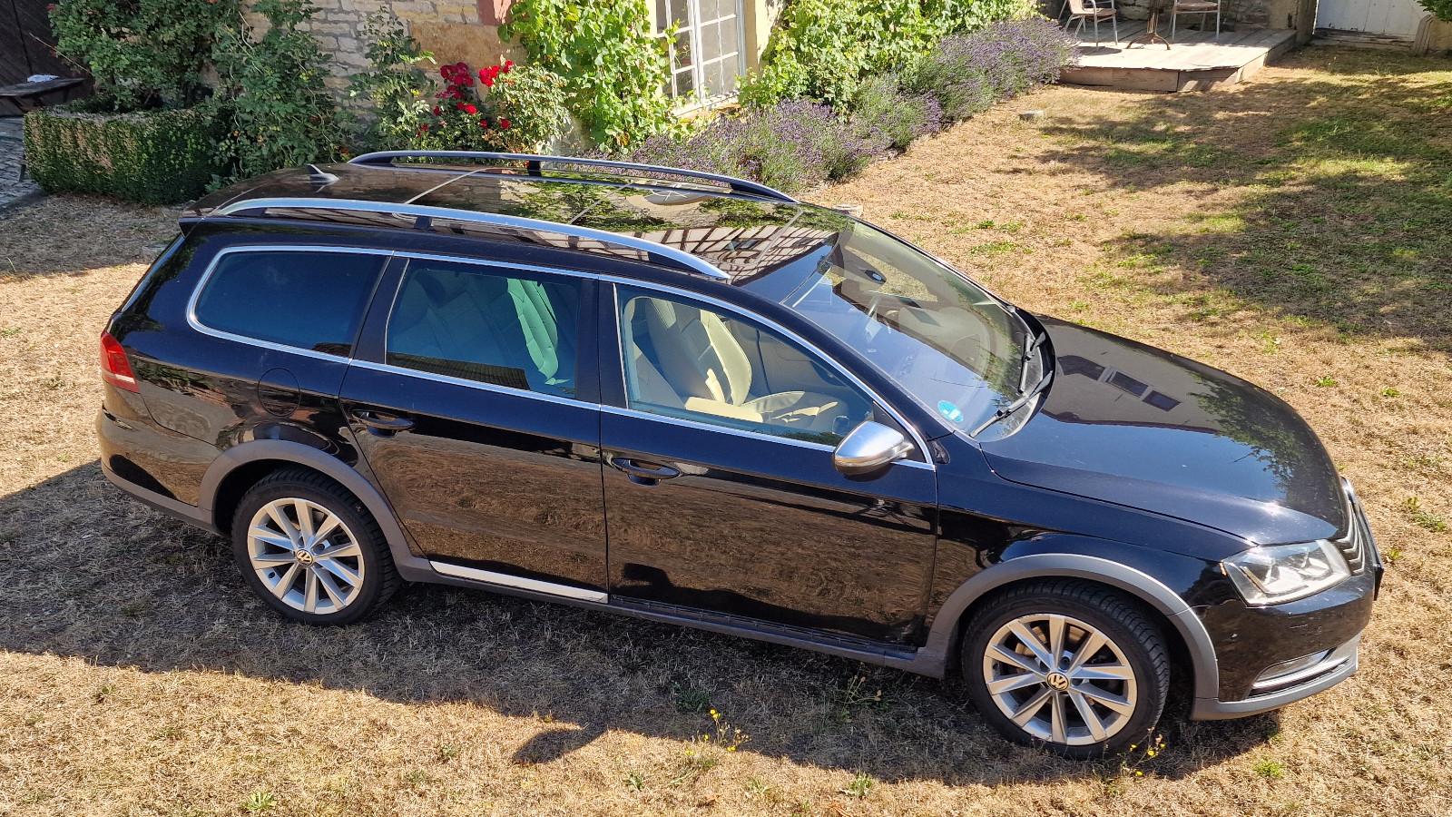 Volkswagen Passat Alltrack 2014 — photo 13
