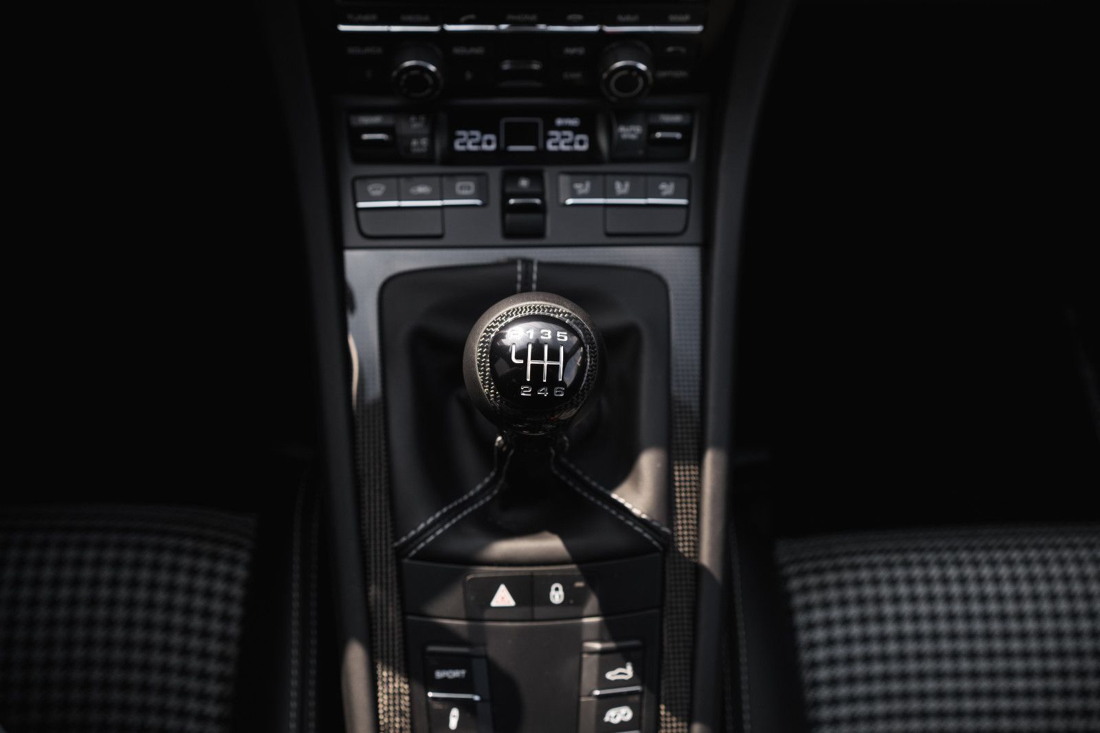 Fahrzeugabbildung Porsche 991/911 R - 985KM-Lift-90L-LED-Einmasse-Approved