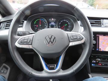Fahrzeugabbildung Volkswagen Passat Variant GTE FACELIFT DSG LED NAVI/APP 1.H