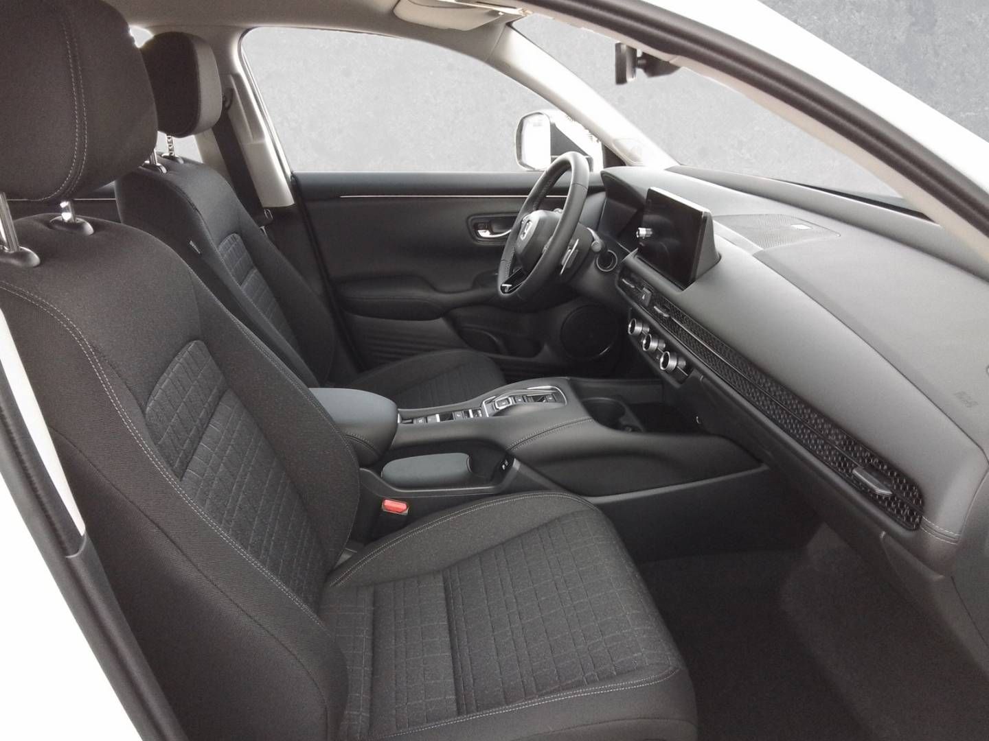Fahrzeugabbildung Honda ZR-V Hybrid 2.0 Elegance *Aktionspreis*