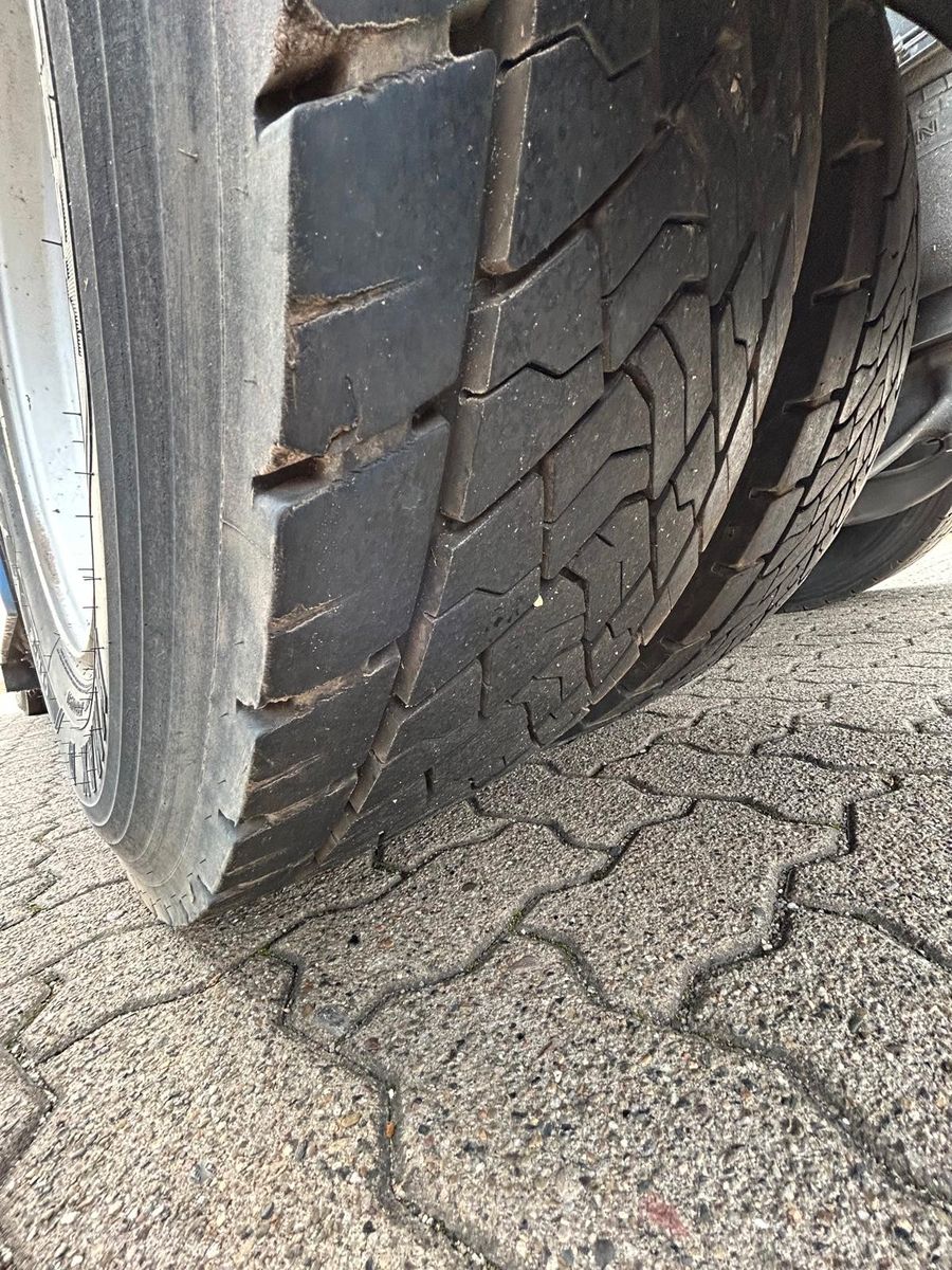 Fahrzeugabbildung DAF 12 Stück SSC, Intarder, Klima, Bj.2021