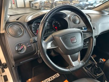 MYAUTOCENTER – Gebraucht- und Jahreswagen mit Werkstattservice in Pfaffenhofen Seat Ibiza SC i-Tech *KLIMA*TEMPOMAT*SZHZ*NAVI*