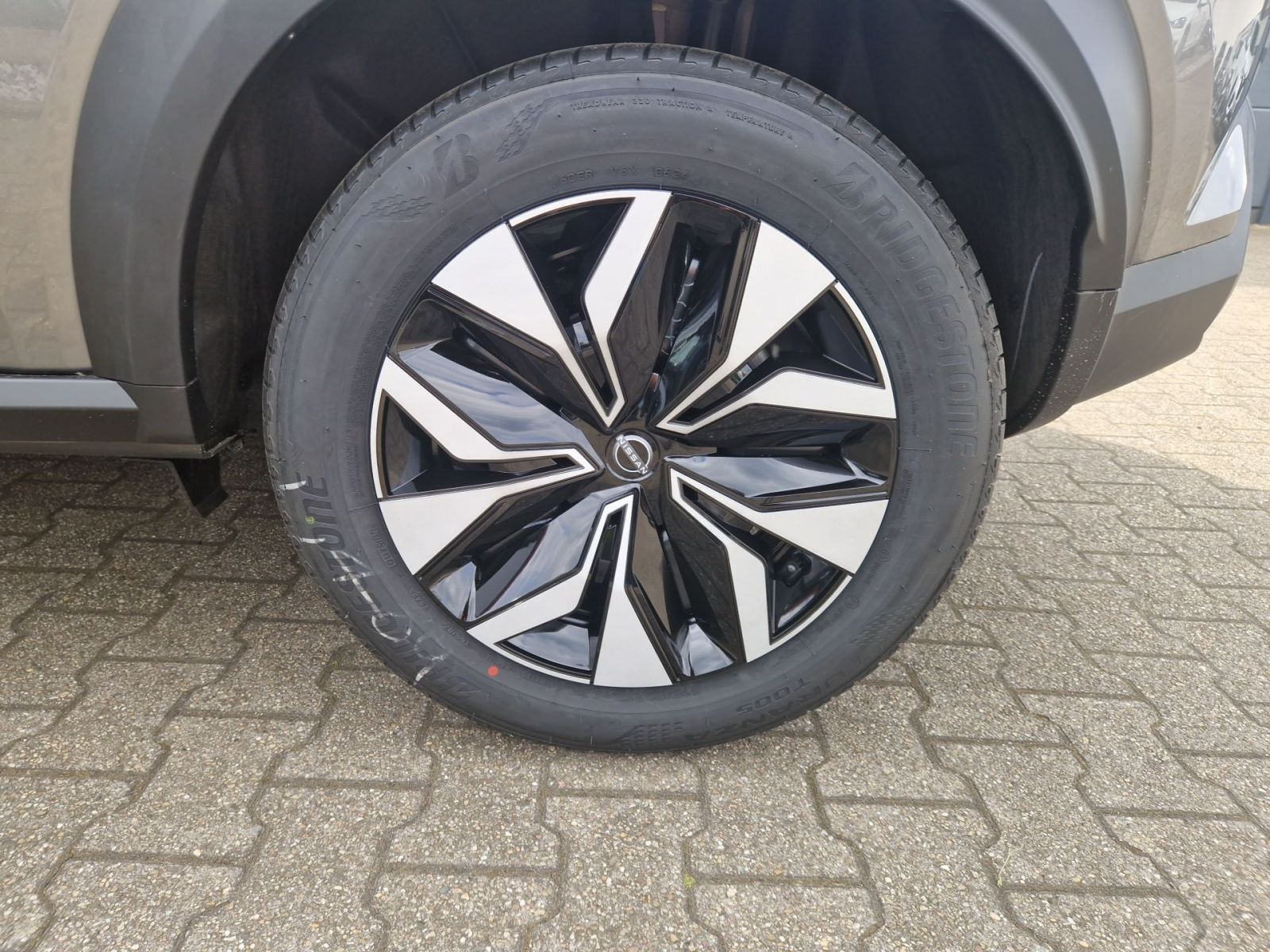 Fahrzeugabbildung Nissan Juke Acenta 114 PS FACELIFT *NAVI*KLIMA*SITZHZG*