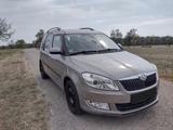 Skoda Roomster 1.2l TSI 63kW Active Plus Edition A... - Skoda Roomster: 1.6