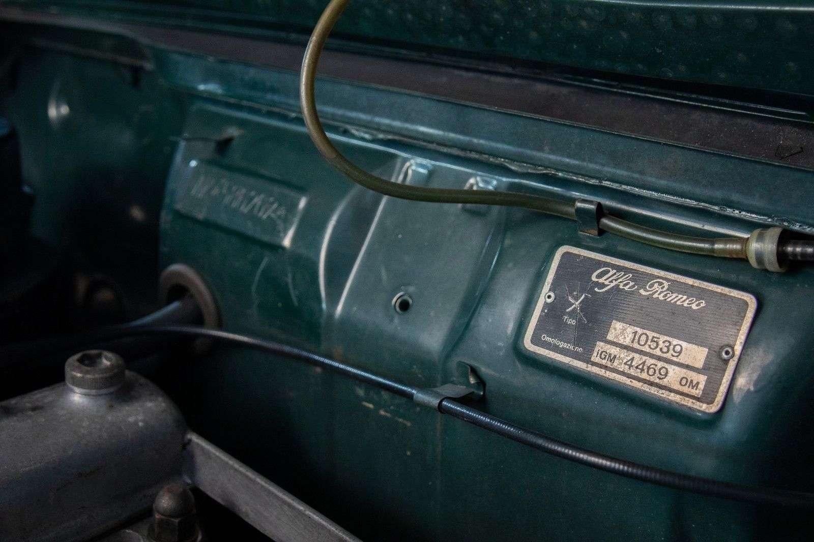 Fahrzeugabbildung Alfa Romeo Giulia 1,3 TI UNGESCHWEISST unglaublich   105.39