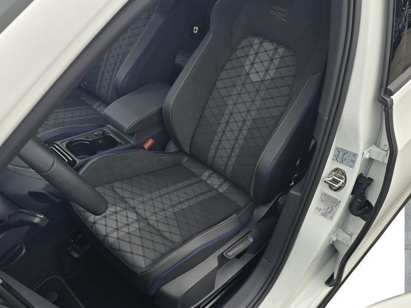 Volkswagen Golf VIII 2.0 TDI R-Line ABS Fahrerairbag ESP ZV imagem 2
