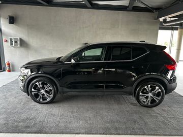 Volvo XC40 - 2
