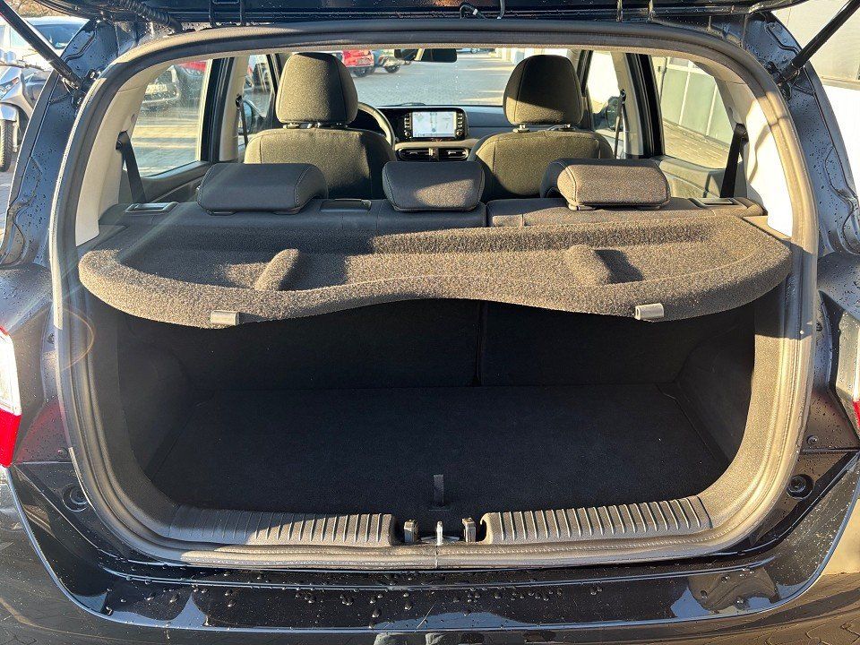 Fahrzeugabbildung Hyundai i10 1.2i 84PS A/T Trend Komfortpaket, Navipaket