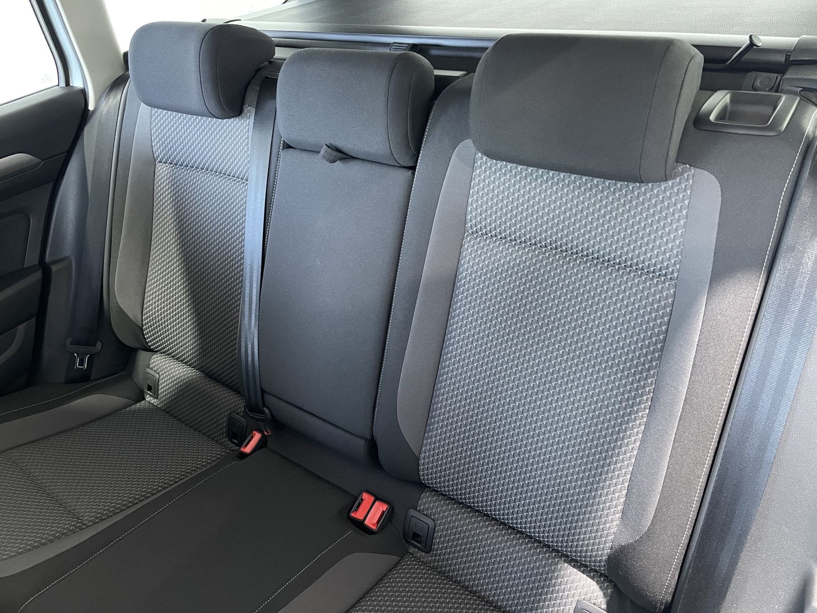 Fahrzeugabbildung Volkswagen Passat Variant 2.0 TDI Trendline*AHK*ACC*Navi*