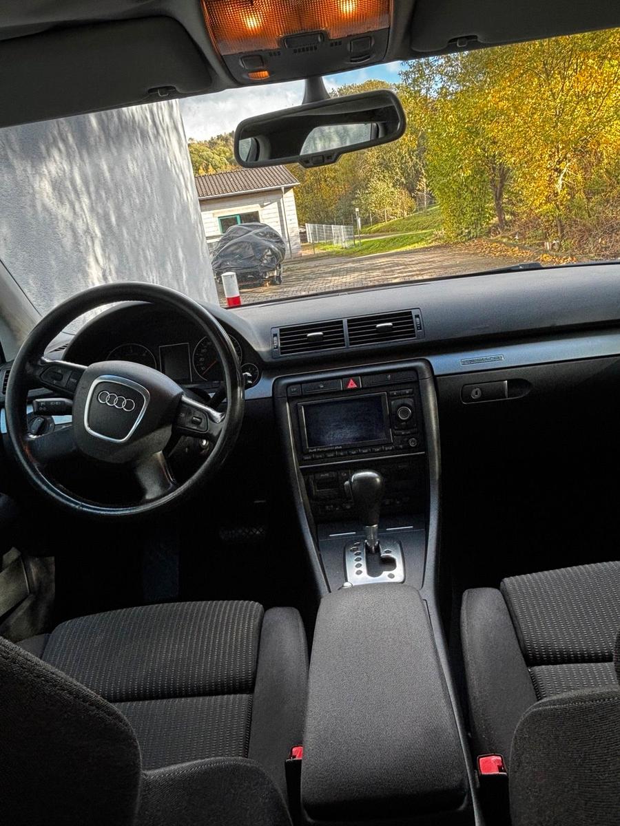 Audi A4 2005 — photo 5