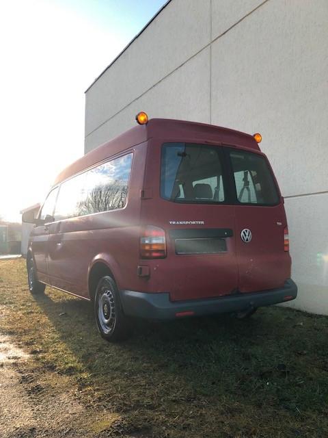 Volkswagen T5 lang, Mittelhochdach, 2x Rollstuhlplatz