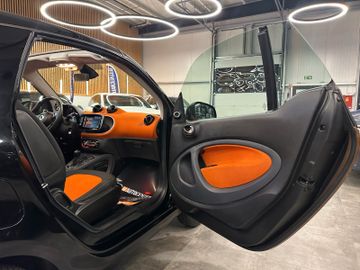 Smart ForTwo cabrio *2. Hand*Klima*SHZ*AHK*Kamera*Navi