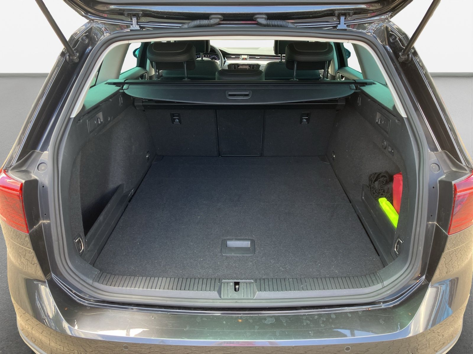 Volkswagen Passat Alltrack - Bild 11