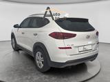 Hyundai TUCSON 1.6 T-GDI Select 2WD AUTOM.SITZ.NAVI - Hyundai TUCSON: Select