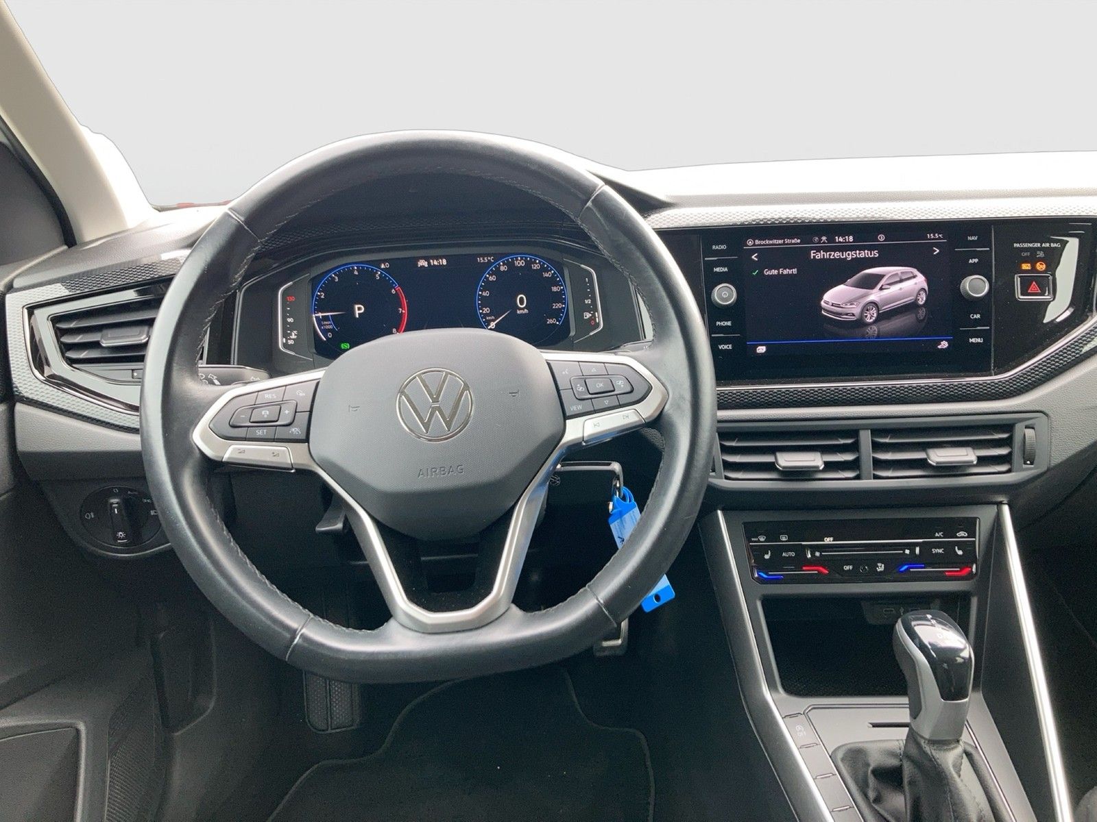 Fahrzeugabbildung Volkswagen Polo TSI Active DSG LED Navi AID ACC PDC SH