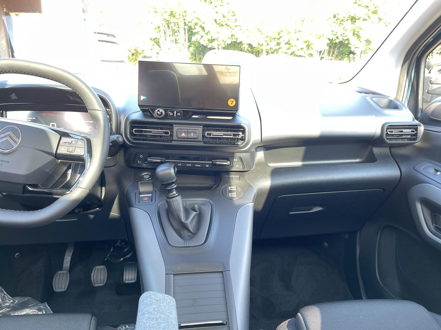 Citroën Berlingo MAX 1.5D Holiday + XTR-Paket Techno-Plu