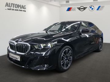 BMW i5 eDrive40 M-Sport*DrivAssProf*ParkAssPlus*AHK*