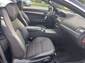 Mercedes E 200 - 9