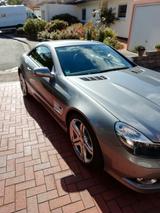 Mercedes-Benz SL 280 - - Mercedes-Benz SL 280 mit Benzin-Antrieb: Cabrio